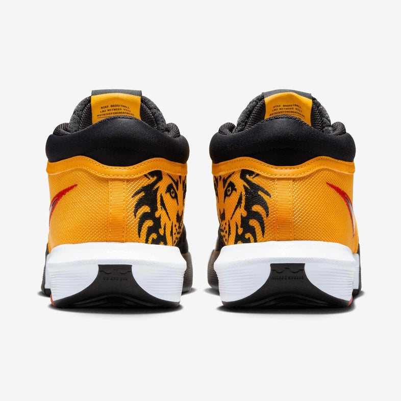 NIKE LEBRON WITNESS 8