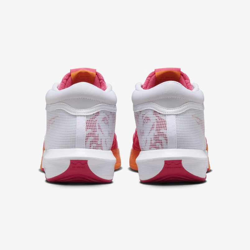 NIKE LEBRON WITNESS 8