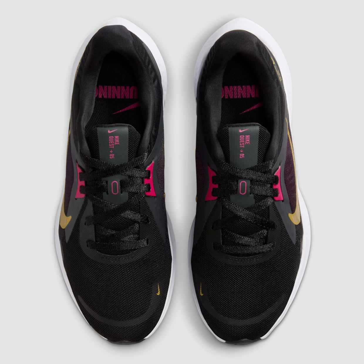 Nike Quest 5