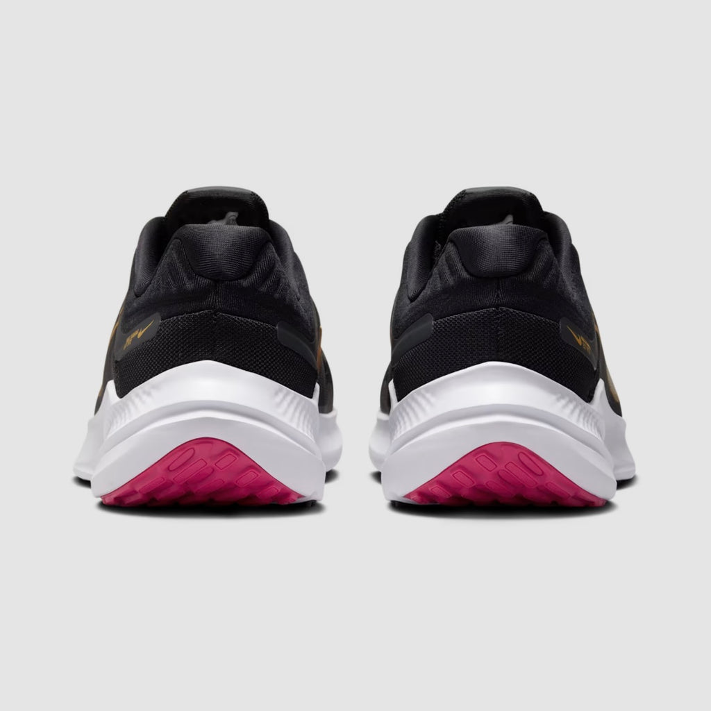 Nike Quest 5